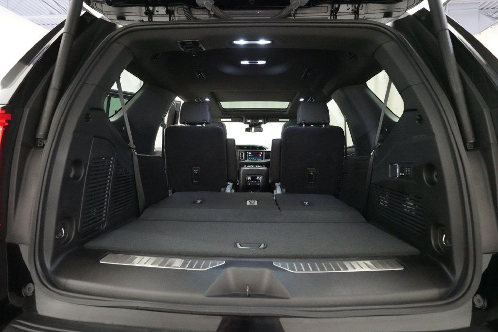 Used 2023 GMC Yukon Denali w/ Max Trailering Package AWD/4WD image 10