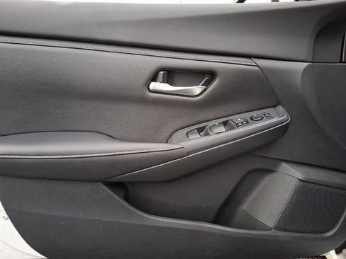 Used 2023 Nissan Sentra SV w/ Trunk Package image 13