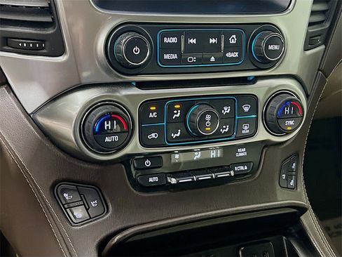 Used 2016 Chevrolet Suburban LTZ image 15