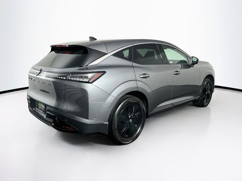 Used 2025 Nissan Murano SV FWD image 9