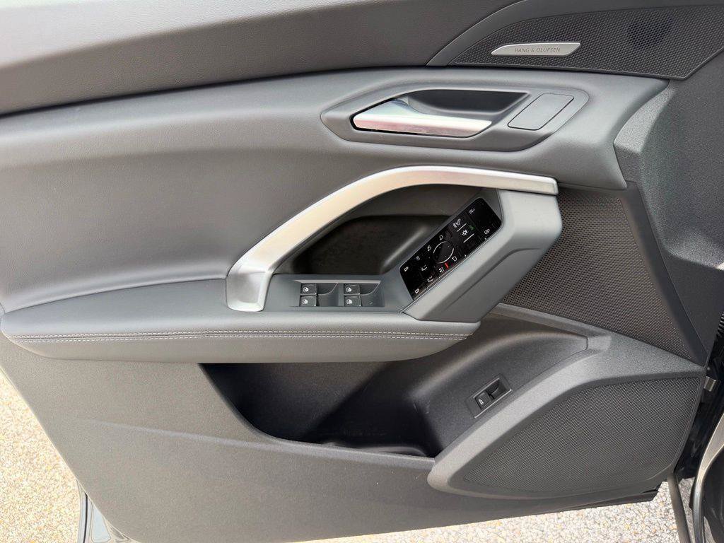 New 2026 Audi Q5 Premium Plus AWD/4WD image 12