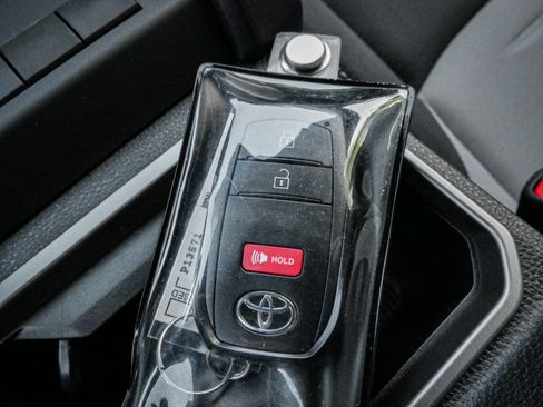 Used 2026 Toyota Tacoma TRD Off-Road AWD/4WD image 34