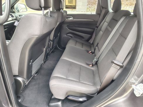 Certified 2021 Jeep Grand Cherokee Laredo image 22