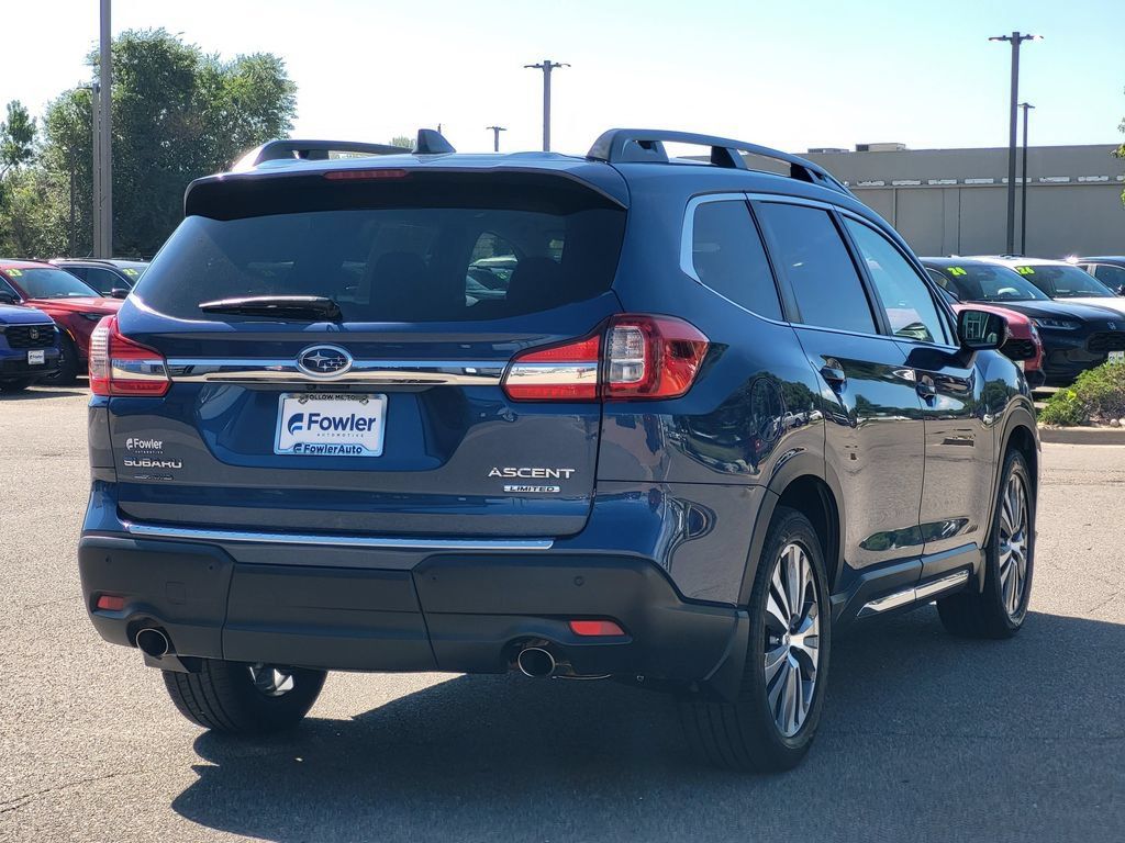 Used 2022 Subaru Ascent Limited w/ Technology Package AWD/4WD image 5