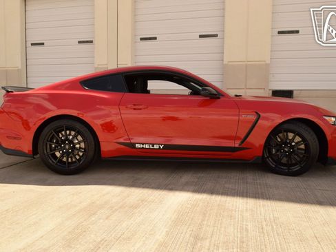 Used 2017 Ford Mustang Shelby GT350 image 31