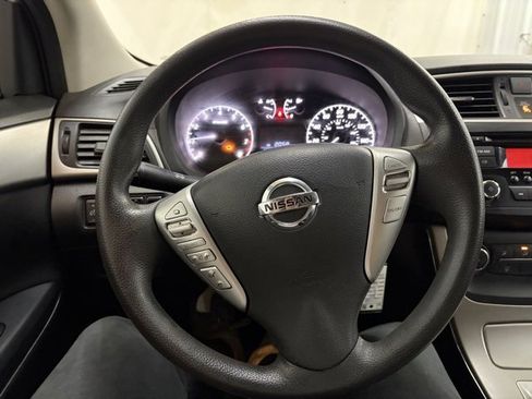Used 2015 Nissan Sentra S image 15