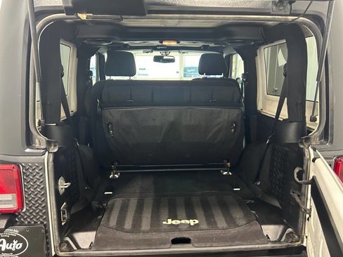 Used 2013 Jeep Wrangler Sport image 21