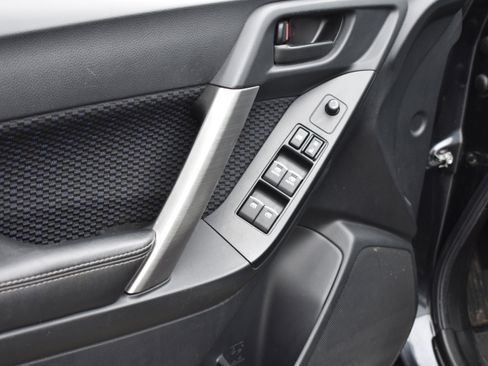 Used 2017 Subaru Forester 2.5i Premium image 26