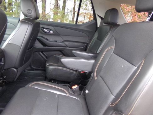 Used 2021 Chevrolet Traverse Premier w/ Redline Edition image 11