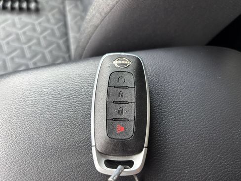 Used 2026 Nissan Kicks SV FWD image 23