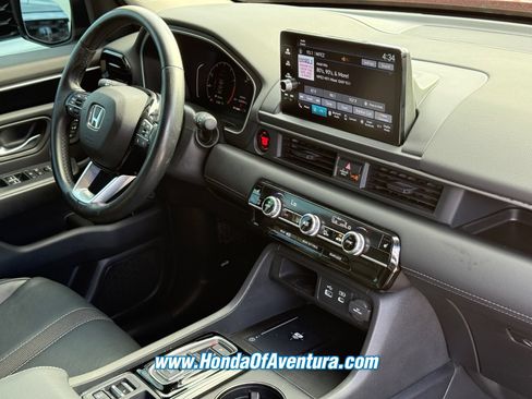 Certified 2024 Honda Pilot EX-L image 11