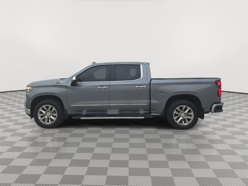 Used 2019 Chevrolet Silverado 1500 LTZ w/ LTZ Premium Package AWD/4WD image 8