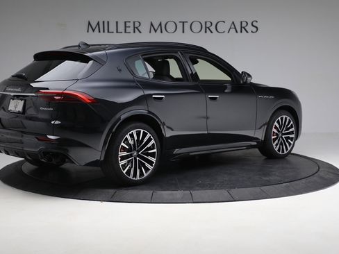 Certified 2023 Maserati Grecale Modena image 8