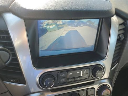 Used 2019 Chevrolet Tahoe LT w/ Luxury Package image 26