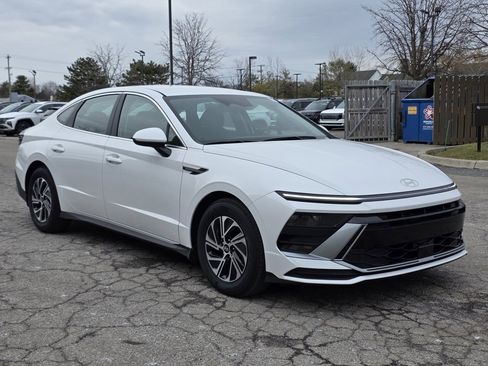 New 2026 Hyundai Sonata Blue image 7