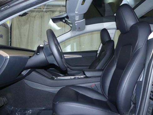 Used 2023 Tesla Model 3 Standard Range RWD image 19