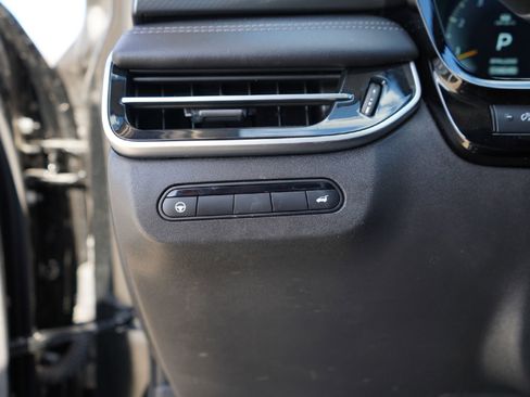 Certified 2025 INFINITI QX60 Luxe w/ Cargo Package image 20