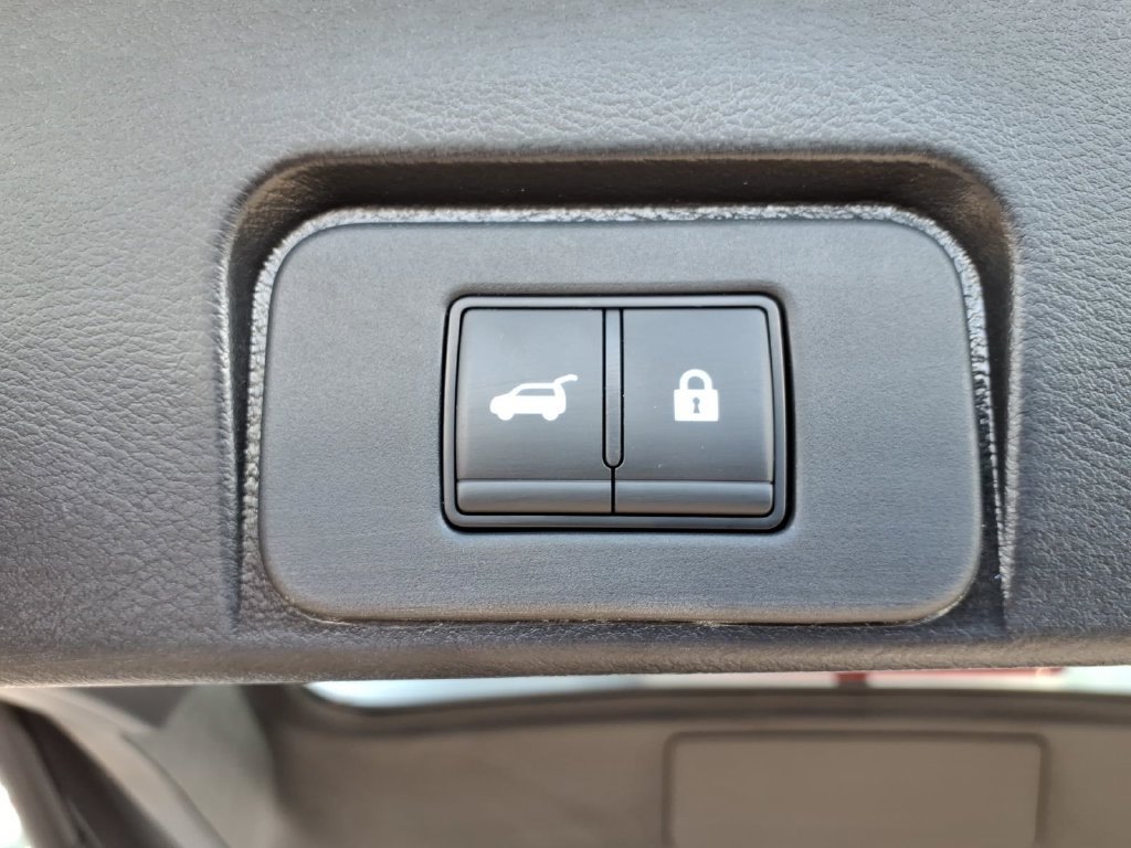 Certified 2023 Nissan Rogue SV w/ SV Premium B Package AWD/4WD image 13