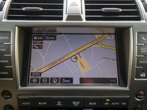 Used 2018 Lexus GX 460 Premium AWD/4WD image 30