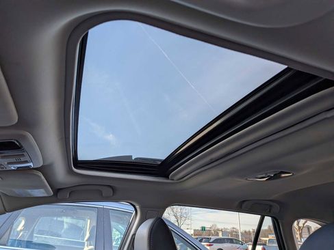 Used 2019 Subaru Outback 3.6R Limited image 19