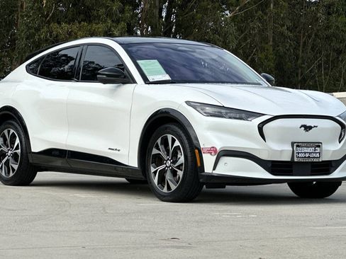 Used 2021 Ford Mustang Mach-E Premium image 6