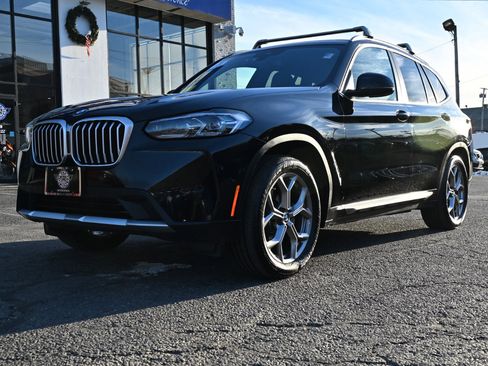 Used 2023 BMW X3 xDrive30i w/ Convenience Package image 3