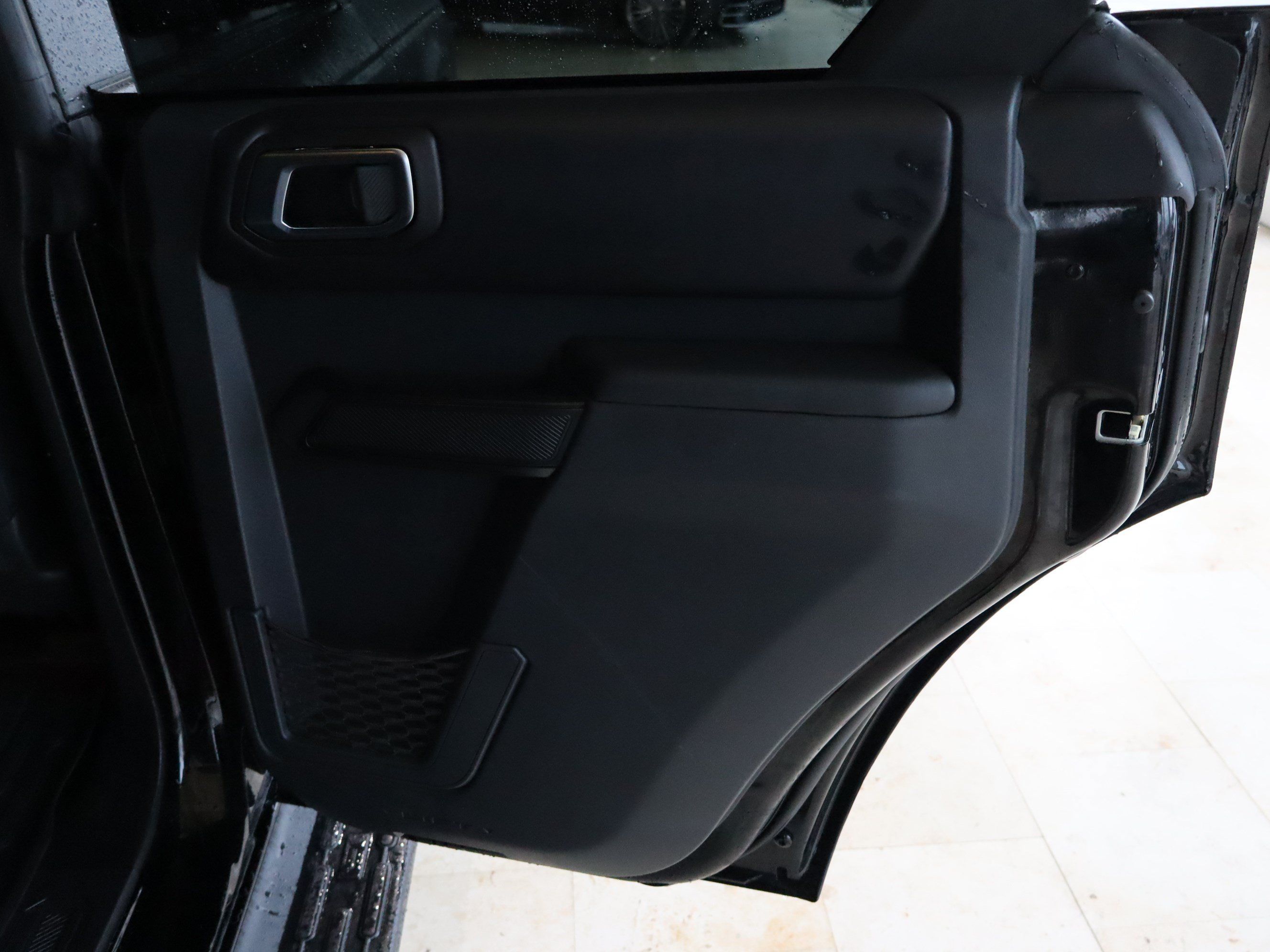 Used 2025 Ford Bronco Outer Banks w/ Matte Film Protection Package AWD/4WD image 36