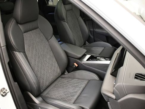 New 2025 Audi SQ5 Premium Plus image 46