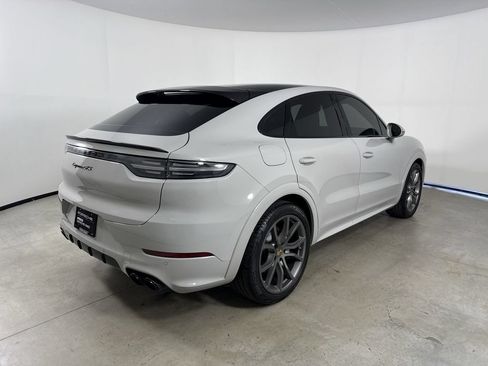 Certified 2023 Porsche Cayenne GTS w/ Premium Package Plus AWD/4WD image 7