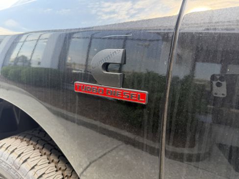 New 2026 RAM 3500 Laramie AWD/4WD image 14