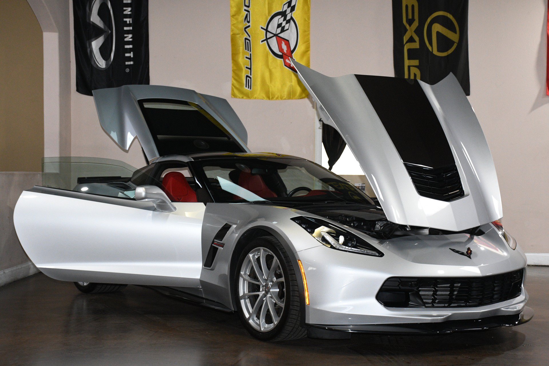 Used 2019 Chevrolet Corvette Grand Sport RWD image 89