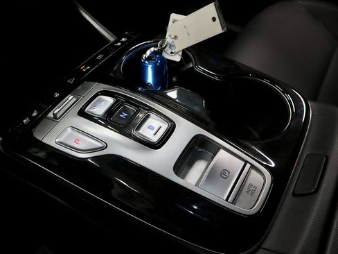 Certified 2024 Hyundai Tucson Limited FWD image 36