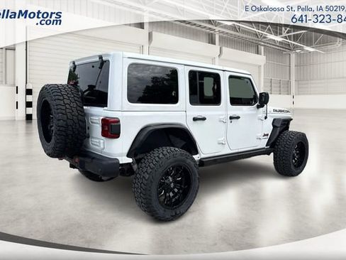 Used 2021 Jeep Wrangler Unlimited Rubicon AWD/4WD image 3