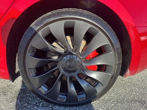 Used 2023 Tesla Model 3 Performance image 31