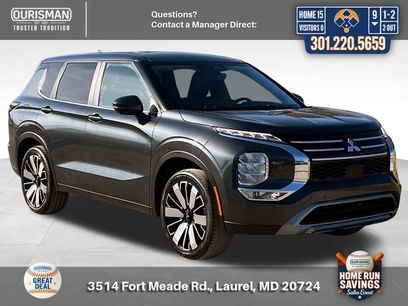 Used 2025 Mitsubishi Outlander SE