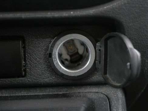 Used 2016 Jeep Patriot Sport w/ Power Value Group FWD image 18