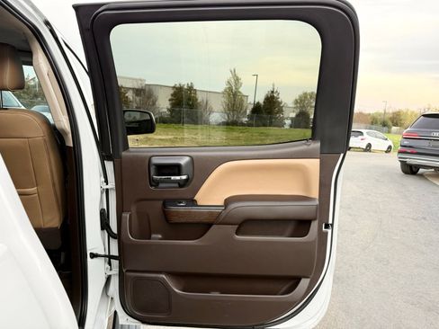 Used 2017 GMC Sierra 1500 Denali w/ Denali Ultimate Package image 32