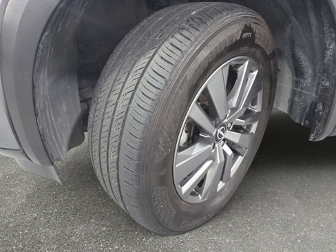 Used 2025 Nissan Pathfinder SV AWD/4WD image 30