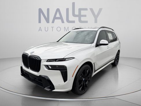 Used 2027 BMW X7 xDrive40i w/ M Sport Package AWD/4WD image 1