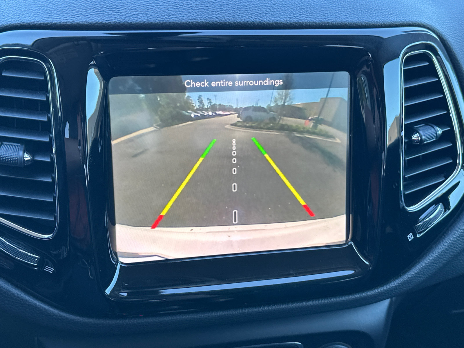Used 2019 Jeep Compass Limited FWD image 28