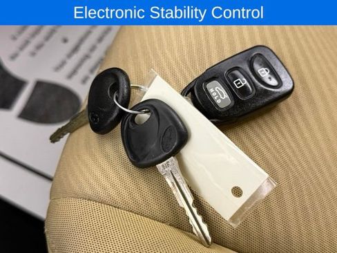Used 2013 Hyundai Elantra GLS w/ Preferred Pkg FWD image 21
