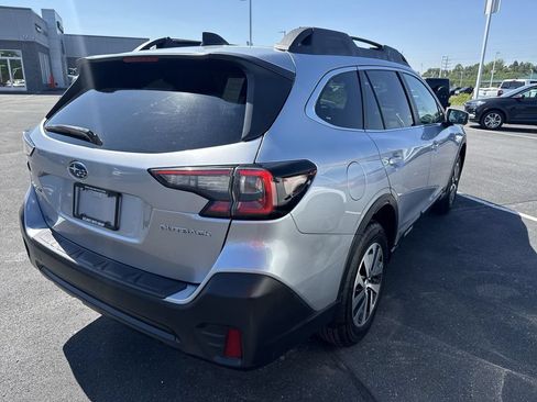 Used 2020 Subaru Outback Premium AWD/4WD image 8