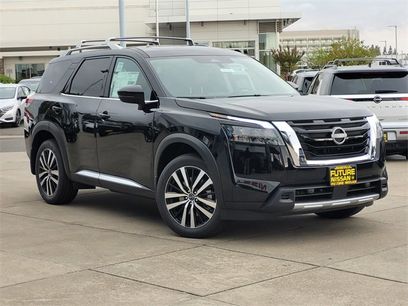 New 2025 Nissan Pathfinder Platinum
