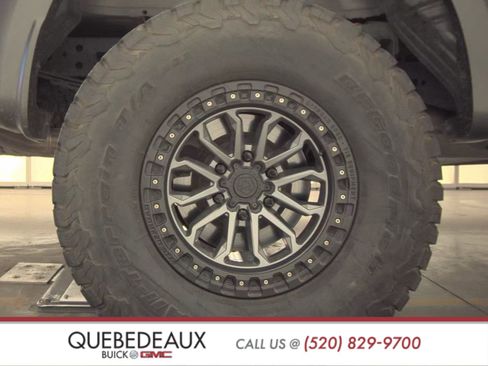 Used 2020 Ford F150 Raptor w/ Equipment Group 802A Luxury image 6