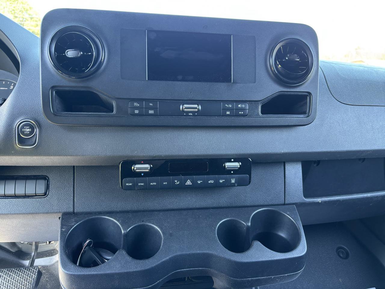 Used 2019 Mercedes-Benz Sprinter 2500 image 19