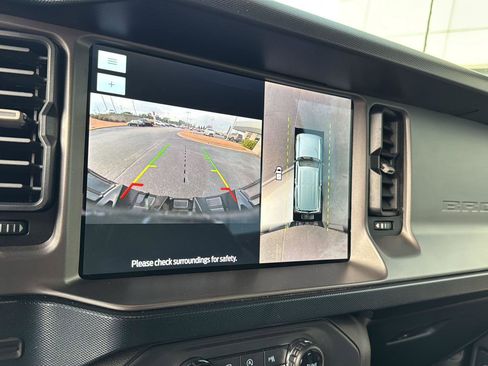 Used 2022 Ford Bronco Outer Banks image 21