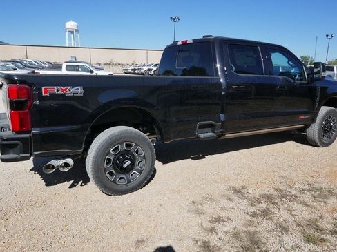 New 2026 Ford F350 Platinum w/ FX4 Off-Road Package image 4