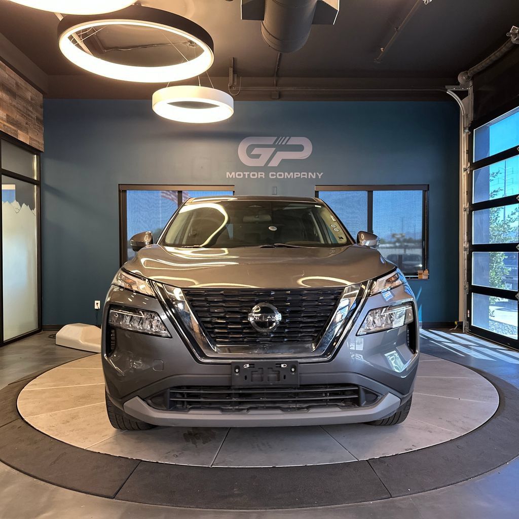 Used 2021 Nissan Rogue SV AWD/4WD image 8
