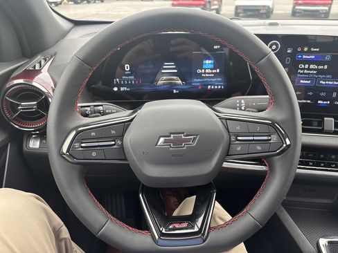 New 2026 Chevrolet Equinox RS image 17