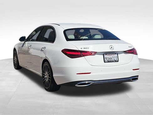 Used 2025 Mercedes-Benz C 300 4MATIC Sedan image 5